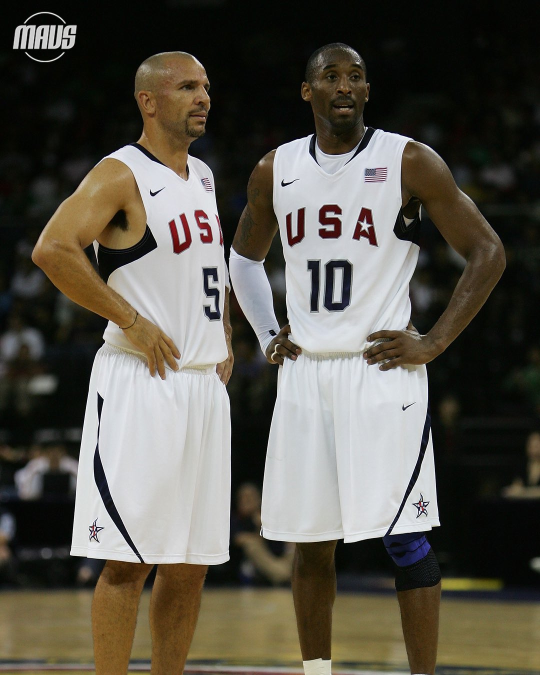 独行侠社媒, 恭喜教练两, AA