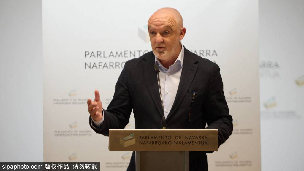 接触亚洲足 接触亚洲足