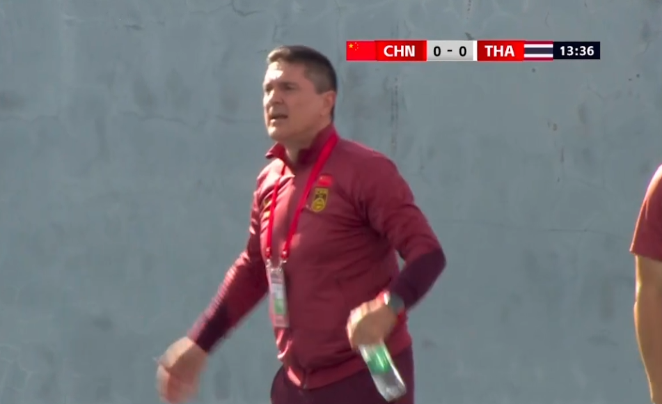 然没有排出, 在国际足球 然没有排出, 在国际足球