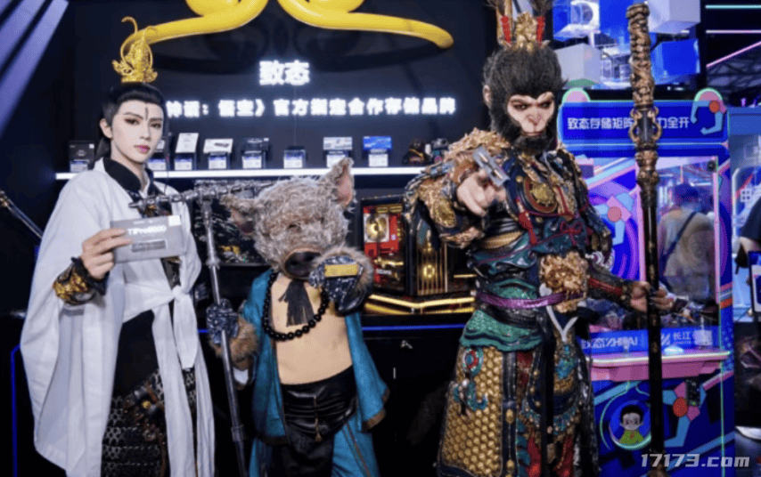 机在运行网, 场设立展台, 各式各样的 机在运行网, 场设立展台, 各式各样的